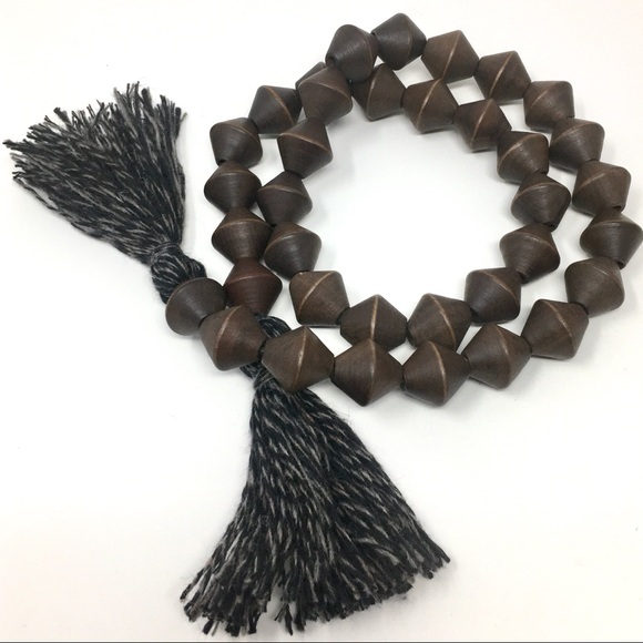 Handcrafted Diamond Shape Dark Wood Bead Tassel Farmhouse Bohemian Style Garland - Picture 9 of 16